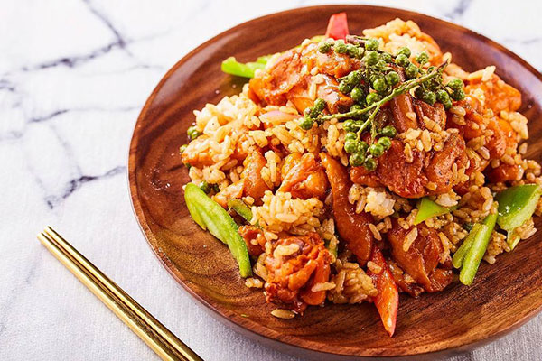 良人伴炒飯小食堂