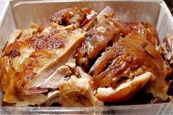 開家紫燕百味雞掙錢嗎