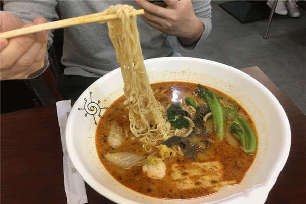太陽系麻辣燙靠譜嗎