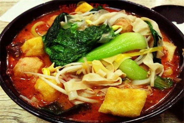 小夫妻麻辣燙年收入