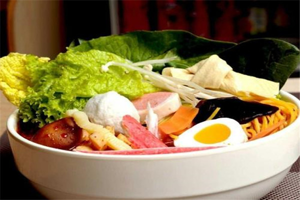 川天椒麻辣燙加盟費(fèi)多少