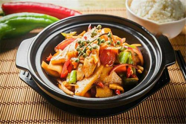 雞董燜飯加盟怎么樣