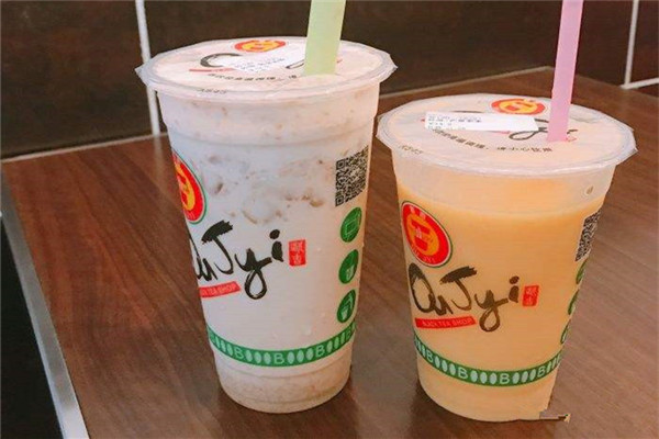 加盟歐吉奶茶店要多少錢