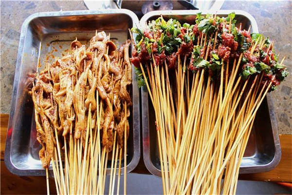灶門簽串串香每日成本多少
