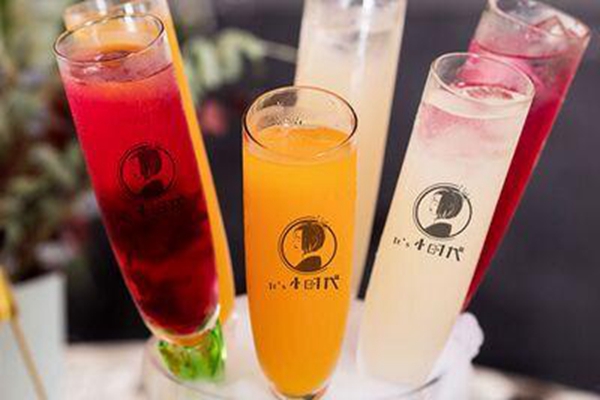 小時(shí)代飲品的加盟騙局