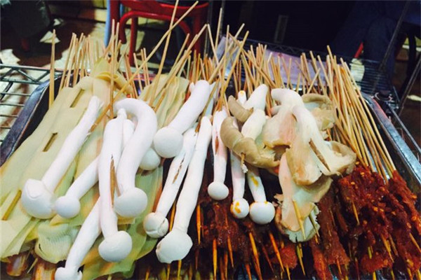 蜀神砂器串串香加盟費