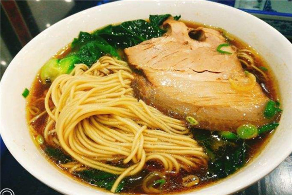 東吳面館湯秘方流露