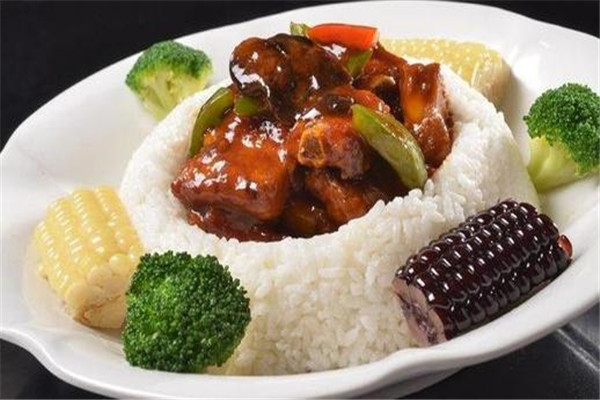 終極味道絕味排骨飯值得加盟嗎