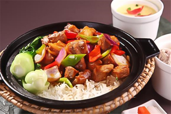 米夫羅臺灣鹵肉飯