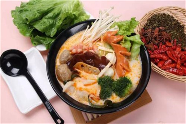 饞思儂麻辣燙加盟費多少