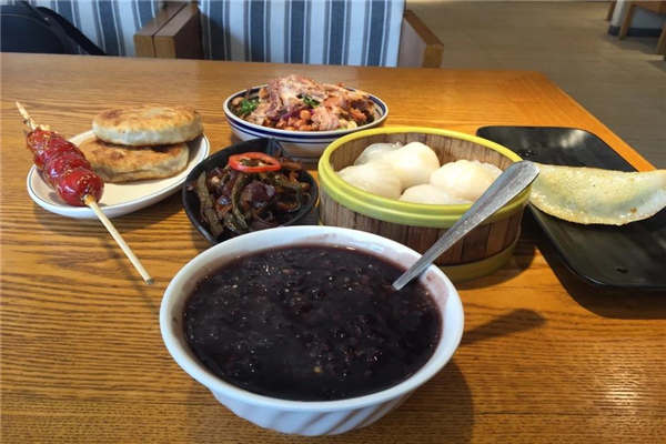 鞍山三寶粥店能加盟么