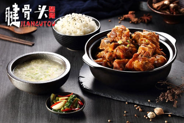 腱骨頭醬骨米飯加盟