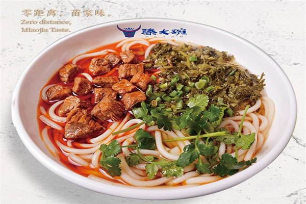 臻大碗加盟店