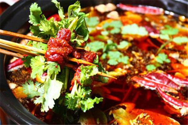 久兒串串香小火鍋