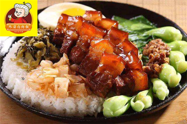 外婆鹵肉飯利潤