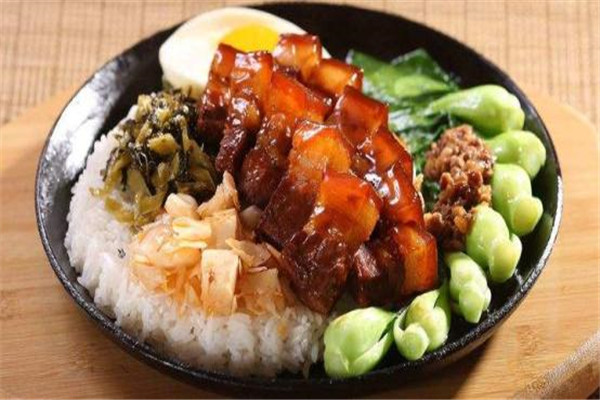 玉家鹵肉飯加盟費多少錢