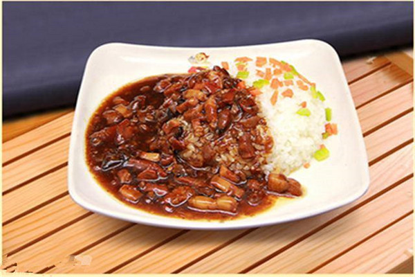 玉家鹵肉飯加盟費多少錢