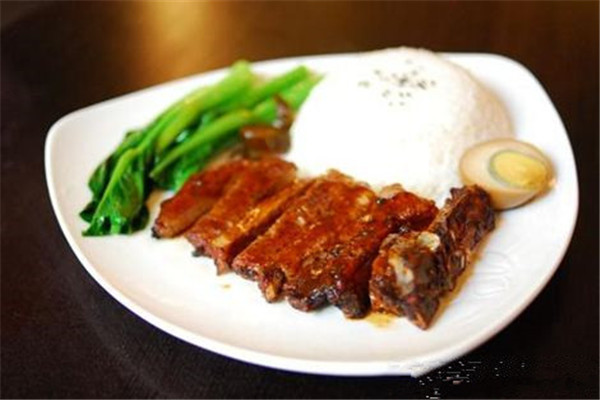 鼎食排骨的總部在哪