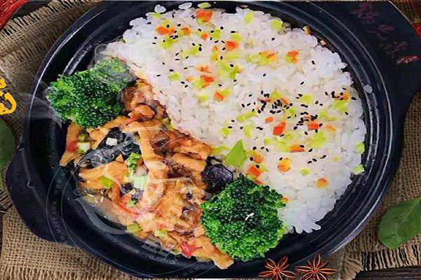 良人伴炒飯小食堂