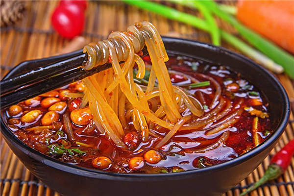 重慶八哥酸辣粉加盟店