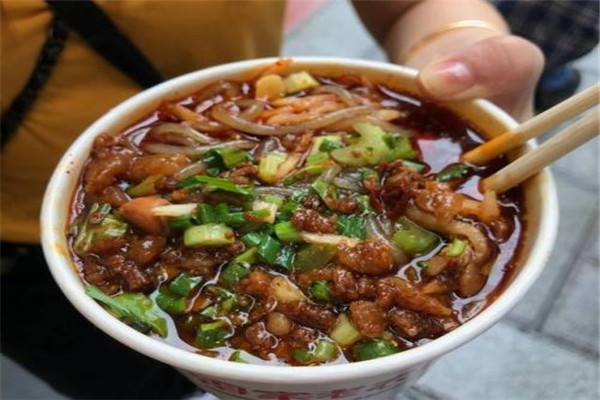 初辣加盟靠譜嗎