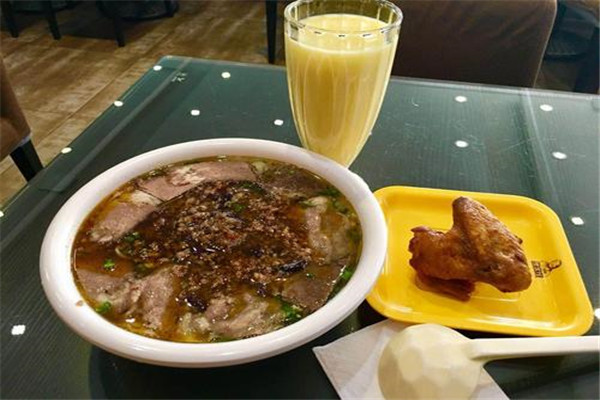 云南拽米線加盟優(yōu)勢(shì)多嗎