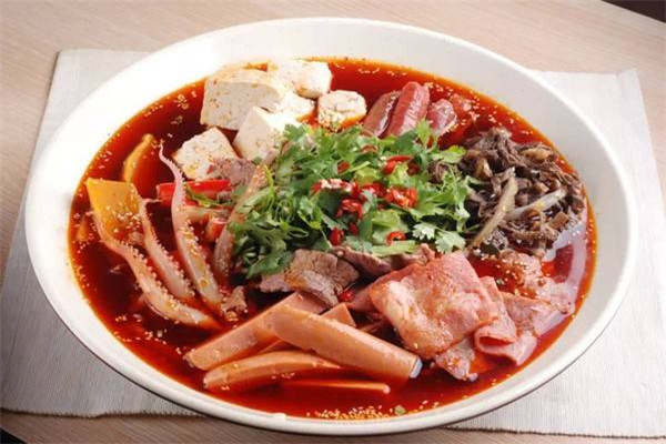 辣冒號冒菜加盟