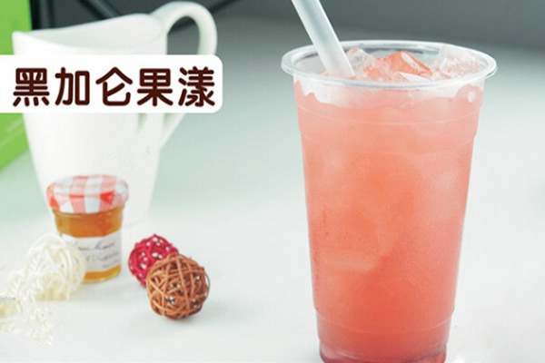 高中門口的奶茶店生意很差