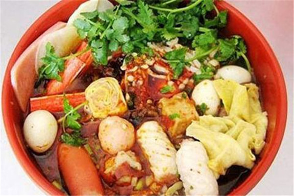 麻辣燙適合在鄉(xiāng)鎮(zhèn)開(kāi)嗎