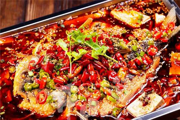 在鎮上開烤魚店怎么樣呀