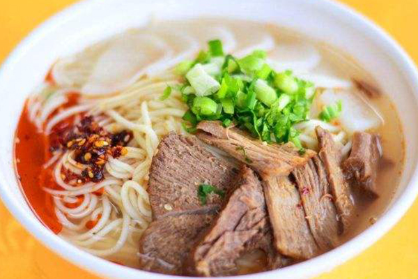 美國(guó)李先生加州牛肉面加盟費(fèi)
