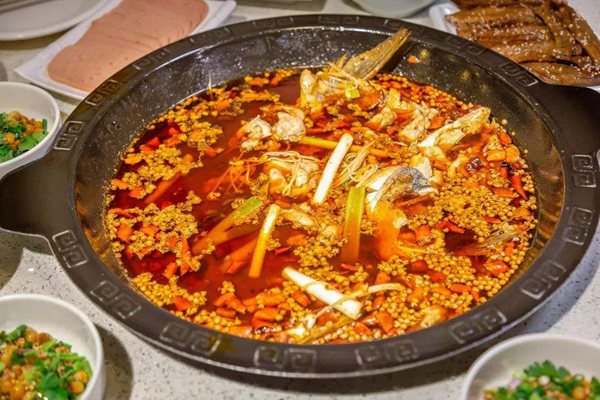 東灶魚頭火鍋可以加盟嗎