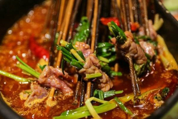 串門兒串串香串串香能賺錢