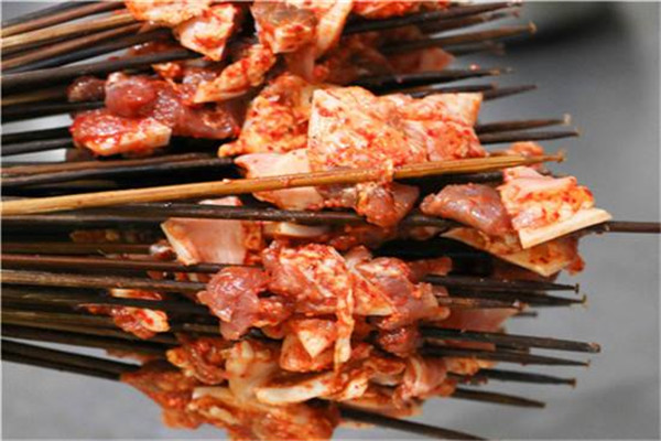 麻辣串串投資多少