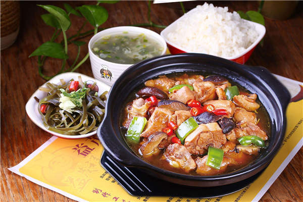 益茂祥黃燜雞米飯