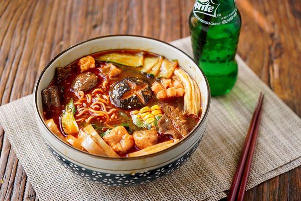 萬(wàn)記麻辣燙
