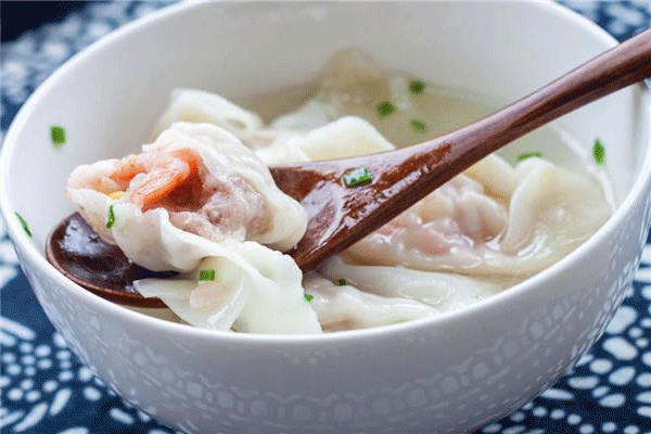 范聰明脆皮餛飩加盟