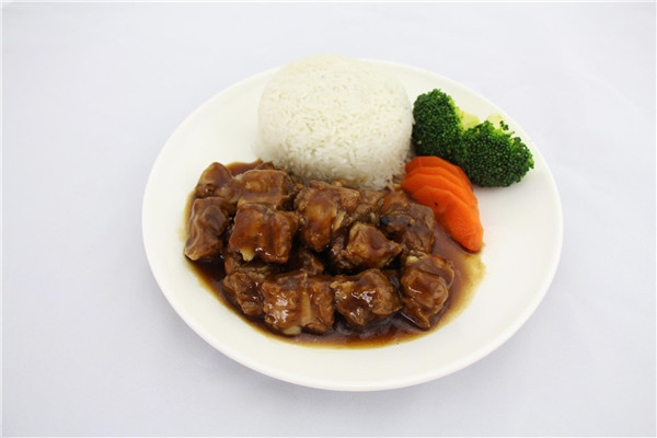 青島京九排骨米飯加盟