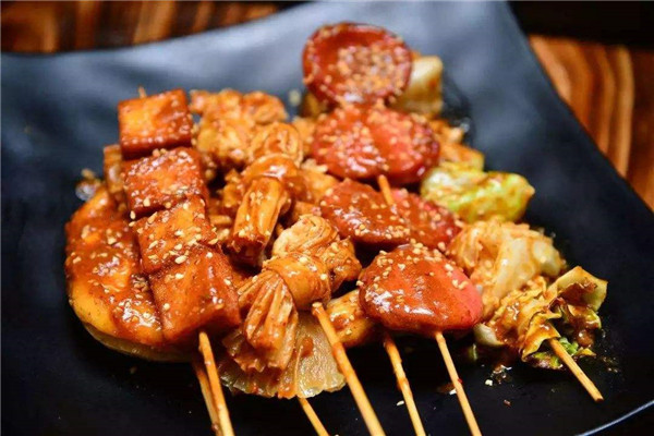 禾小卷炸串果飲店