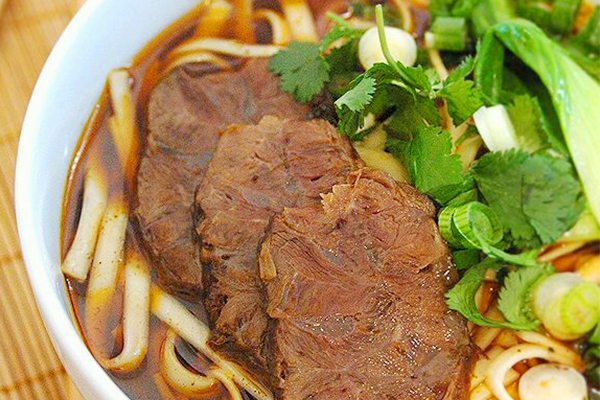 燴靈頓大碗牛肉面加盟費