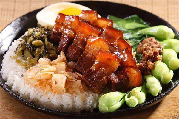 外婆鹵肉飯加盟