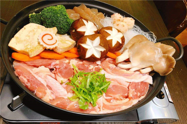 日式牛肉火鍋