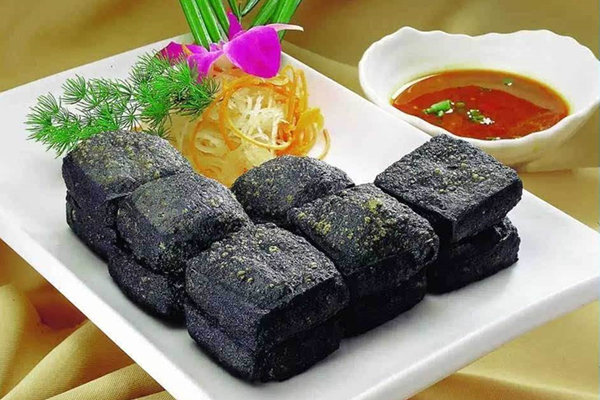 食火肴臭豆腐多少錢