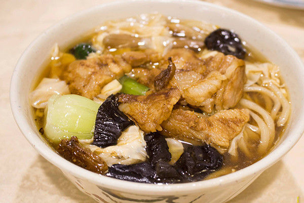 方老大面館停業