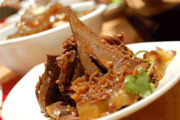 紫燕百味雞一天營(yíng)業(yè)額