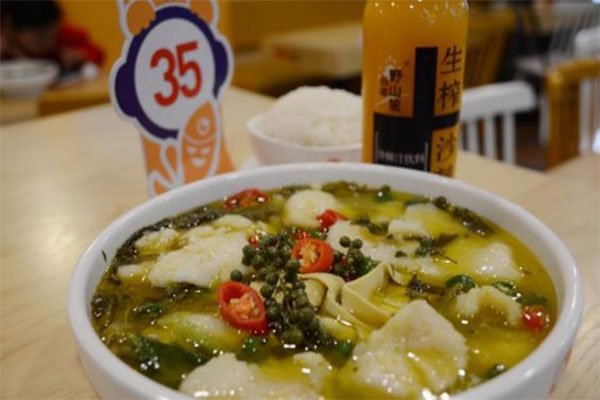 老調酸菜魚飯加盟