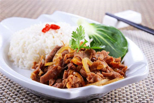 炒飯很嗨怎么加盟