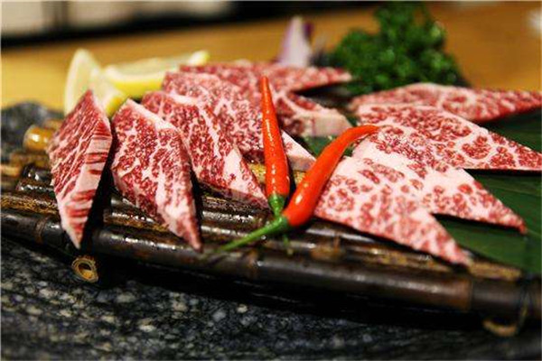 酒拾烤肉加盟費多少錢啊