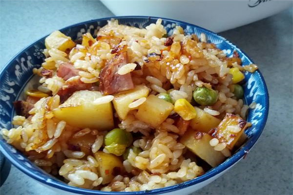 懶人燜飯加盟