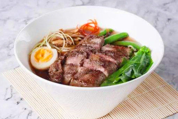 湯姥爺蹺腳牛肉面加盟